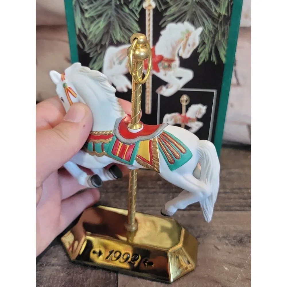 Hallmark Tobin Fraley Carousel 1992‎ ornament Xmas decor